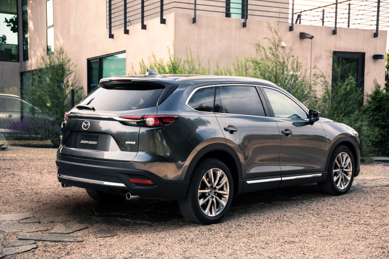 Illustration for article titled The 2016 Mazda CX-9 Turns Your Family-Hauling Into A Turbo Party